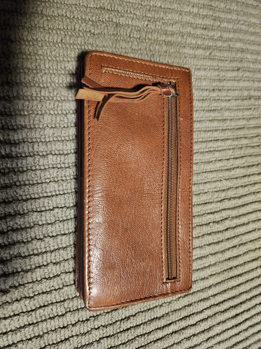 Spikes & Sparrow Brown Leather Women's Wallet - Tan/Brown - Picture 3 of 5